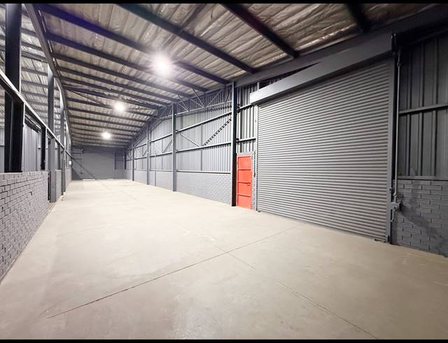 2,200M² WAREHOUSE TO LET IN WADEVILLE